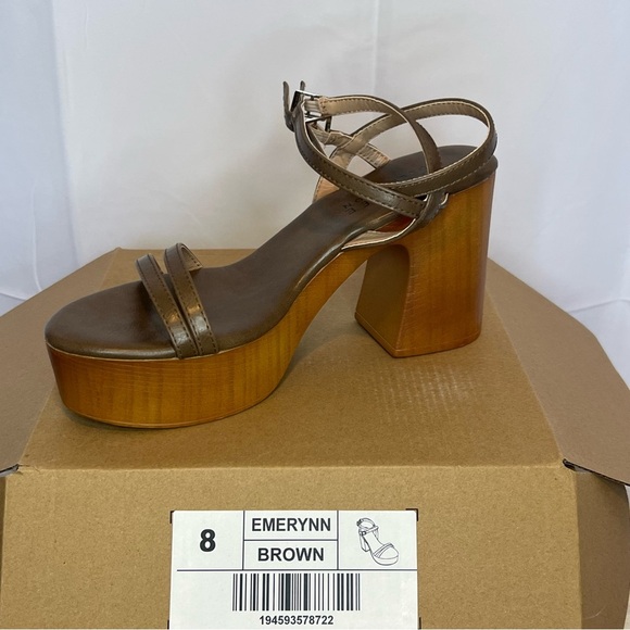 Journee Collection Women's EMMERYNN Brown Block Heel 8 M NWB - Picture 5 of 7